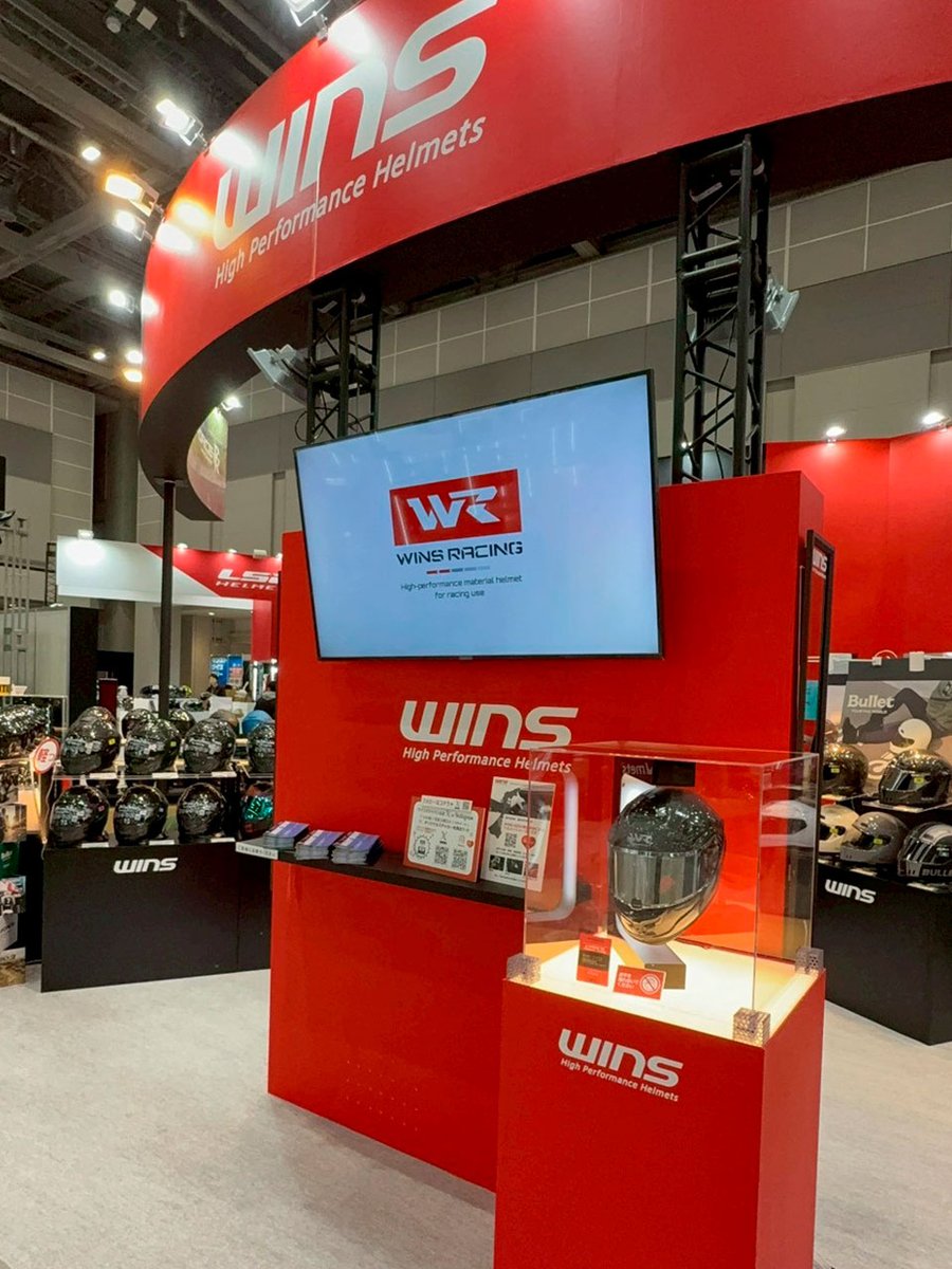 wins_jp's tweet photo. 第53回東京モーターサイクルショー3日目まもなく開催🎉

ウインズジャパンブース[西/2-47]でご来場お待ちしております😆

ウインズジャパン新作も多数展示！

#モタサイ
#FWSPORTS
#BULLET
#ウインズ https://t.co/XutS5xXiTo