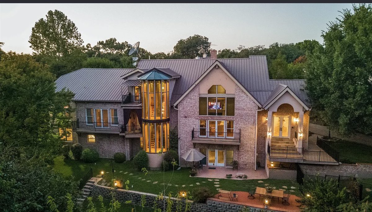 MobRules tweet media