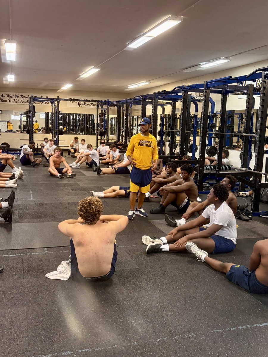 Aquinas Football tweet media