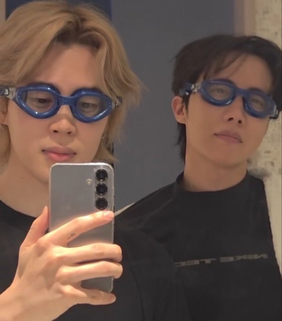 𝘚𝘕❄️𝘞 🪭 tweet media