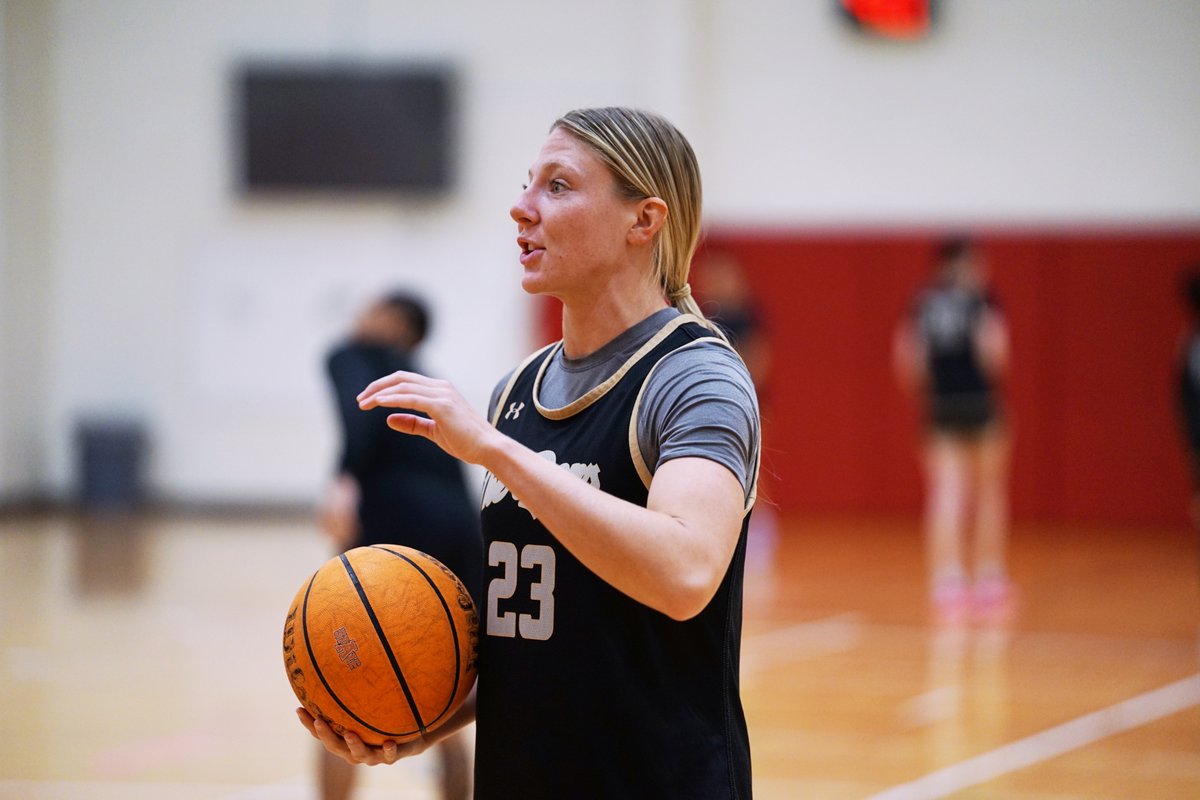 Purdue Fort Wayne WBB tweet media