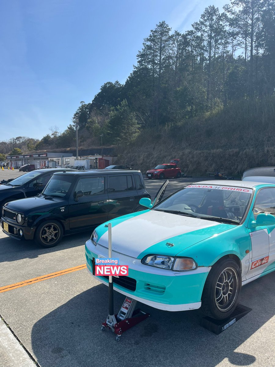 なるい tweet media