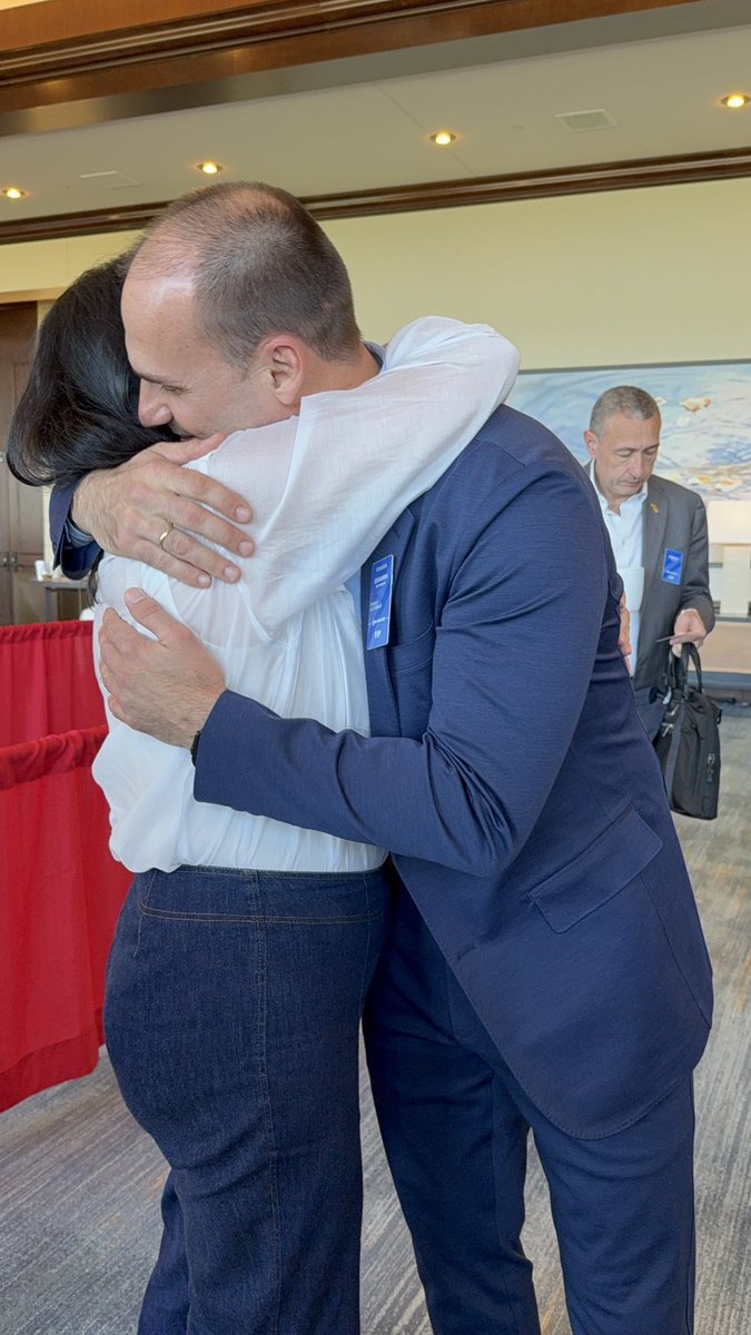 María Fernanda Cabal tweet media