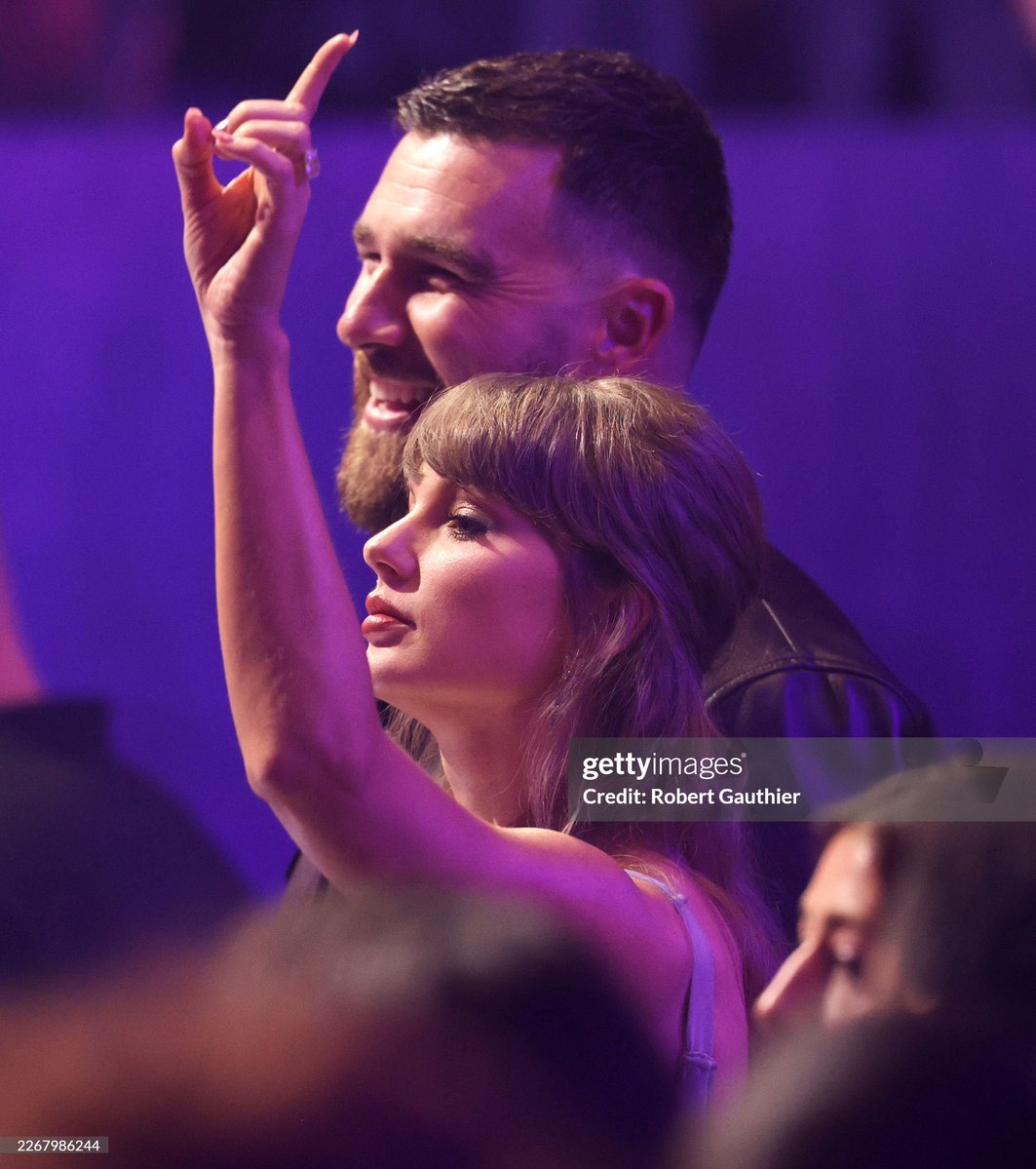 Taylor Swift Updates 💎 tweet media