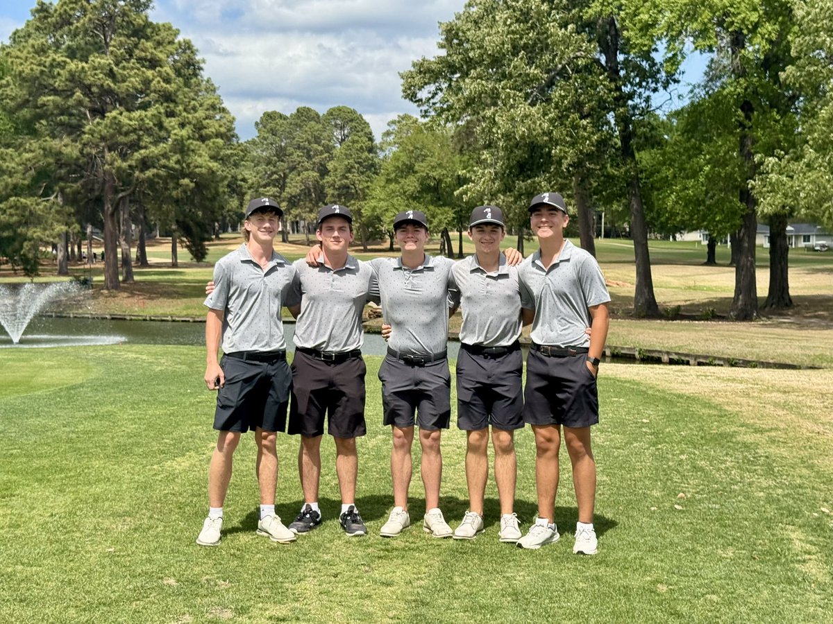 CSHS Men's Golf Team tweet media