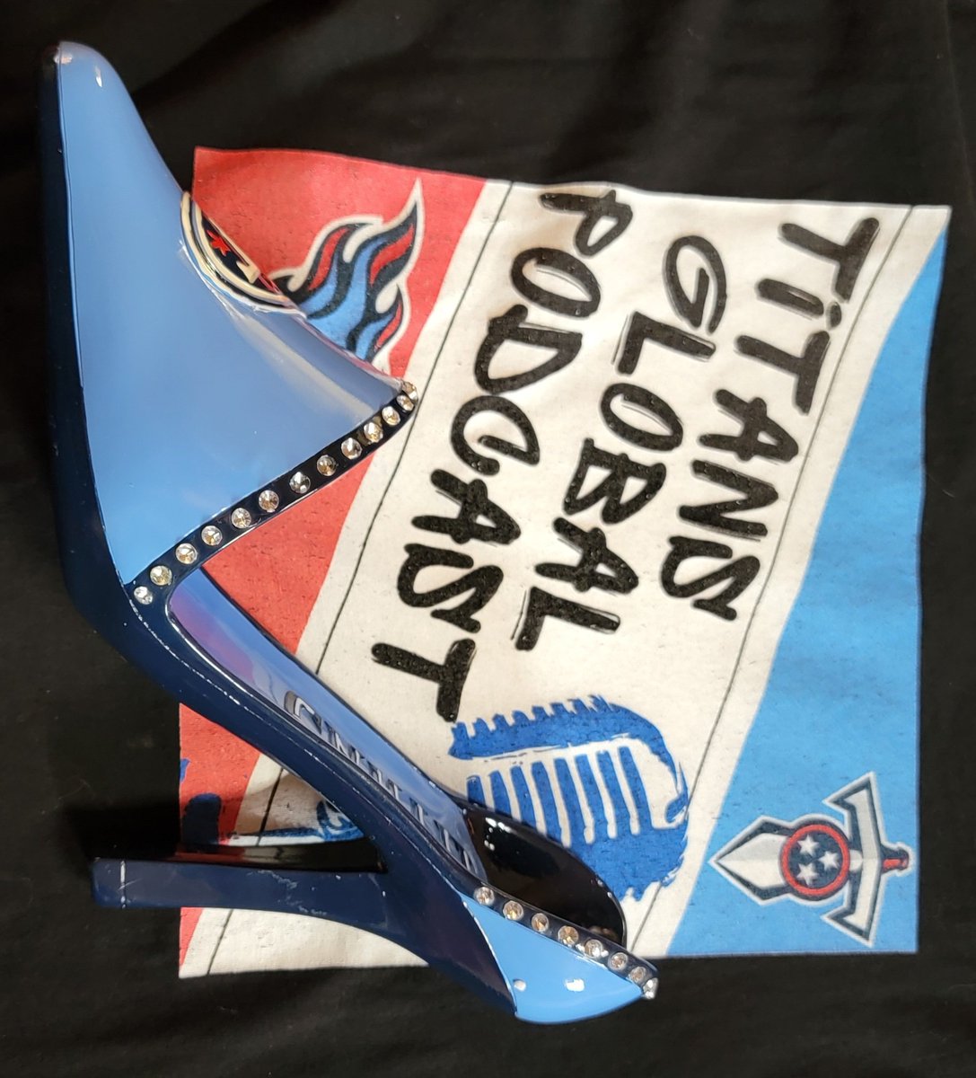 MaximusTitanFan tweet media