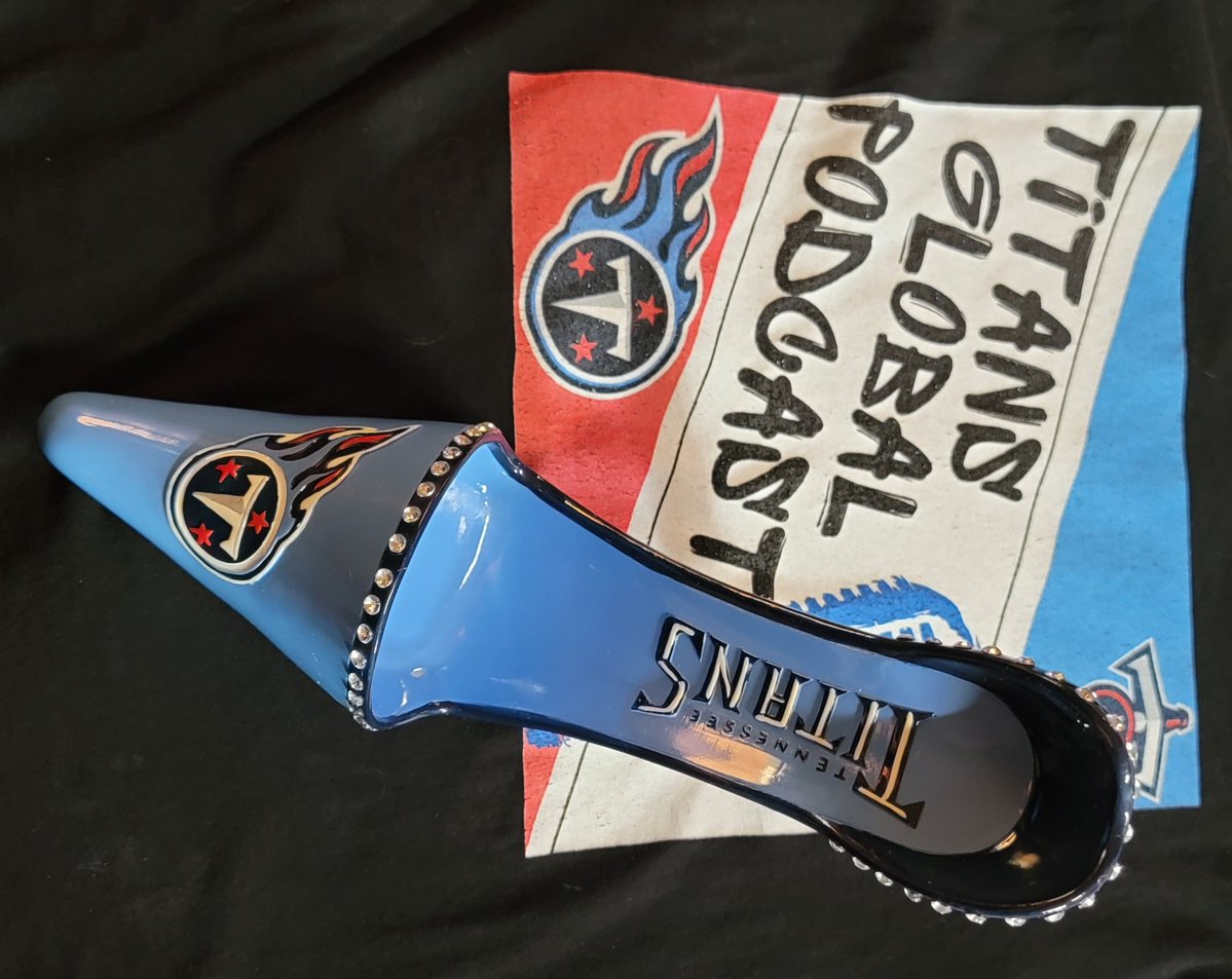 MaximusTitanFan tweet media