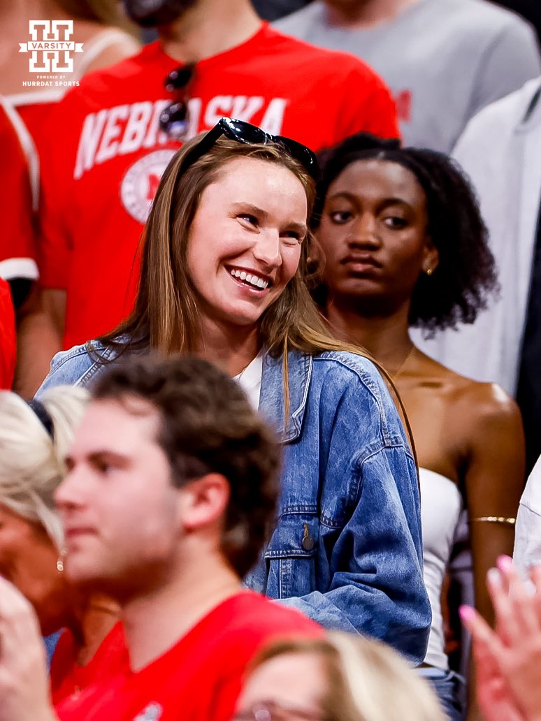 Hail Varsity tweet media