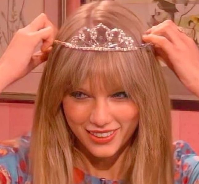 mackenzie tweet media