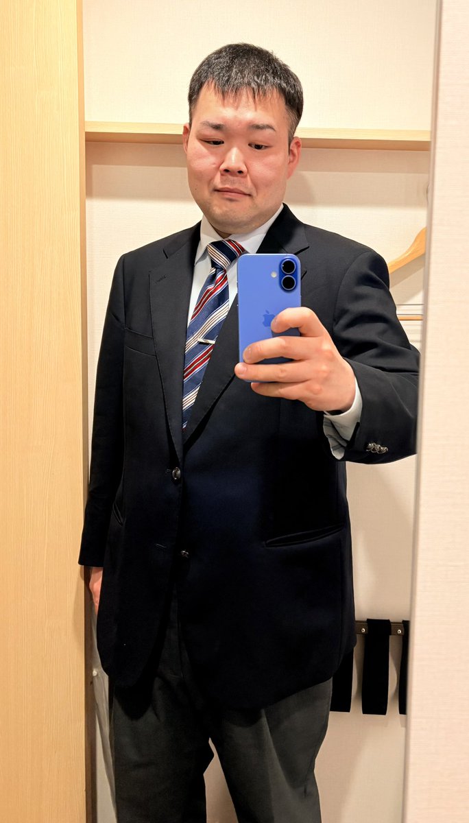 りょーすけ tweet media