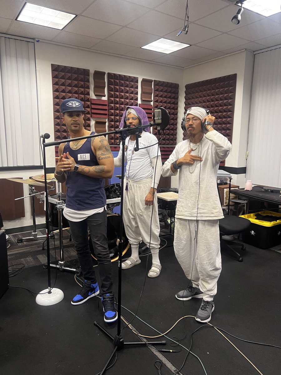 Zen Bey 13™ tweet media