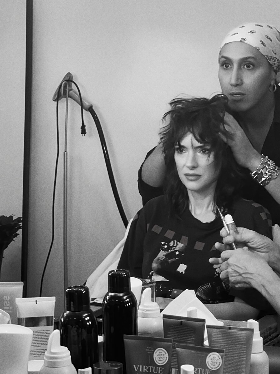 Jeanette 🍒 tweet media