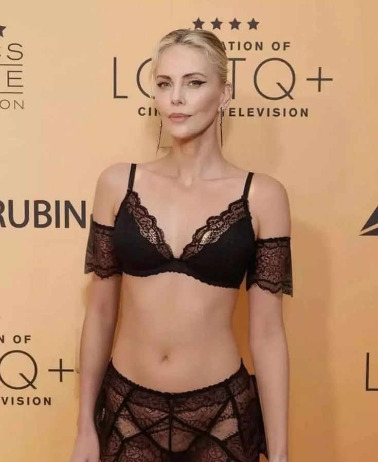 Charlize_theron.008 tweet media