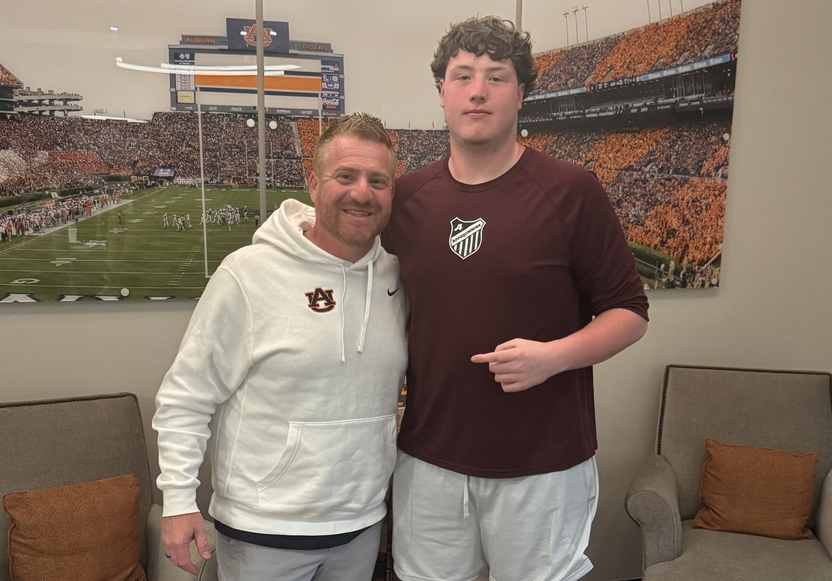 LaytonvonBrandt's tweet image. Amazing visit @AuburnFootball the past couple days  @CoachGolesh @CoachHoodie @CoachParkerBall @CoachMicahJames @CoachCKap  this is a special place for sure #WDE🦅