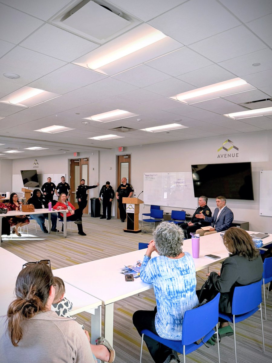 Mario Castillo tweet media