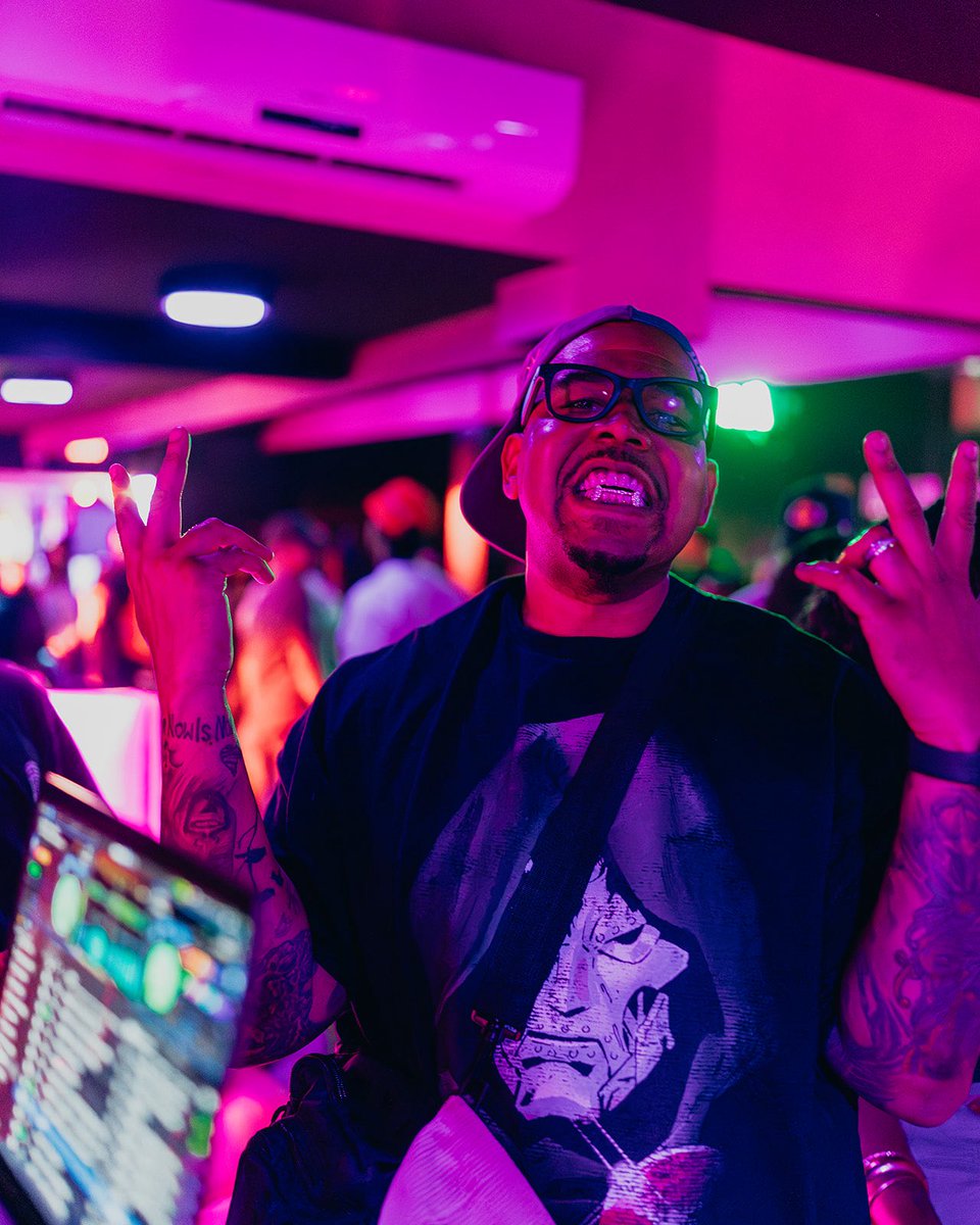 Burna Man tweet media