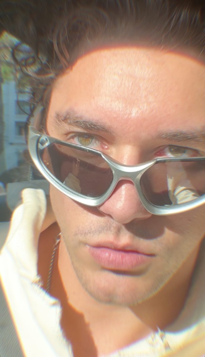 my¹⁶🏒 tweet media