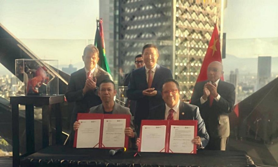 #ComunicadodePrensa
China Chamber Mexico y la Cámara de Representación Empresarial China (CREC) firman Memorandum de Entendimiento para fortalecer la relación económica bilateral.
“México y China deben entenderse como aliados estratégicos que buscan la prosperidad compartida de