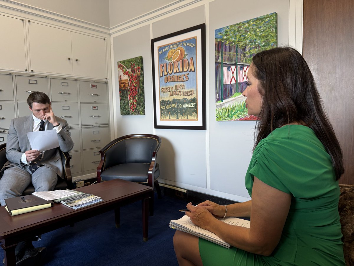 Terri Hall tweet media