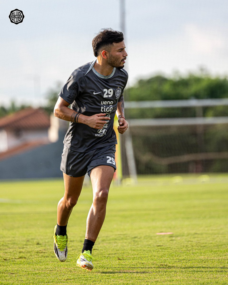 Club Olimpia tweet media