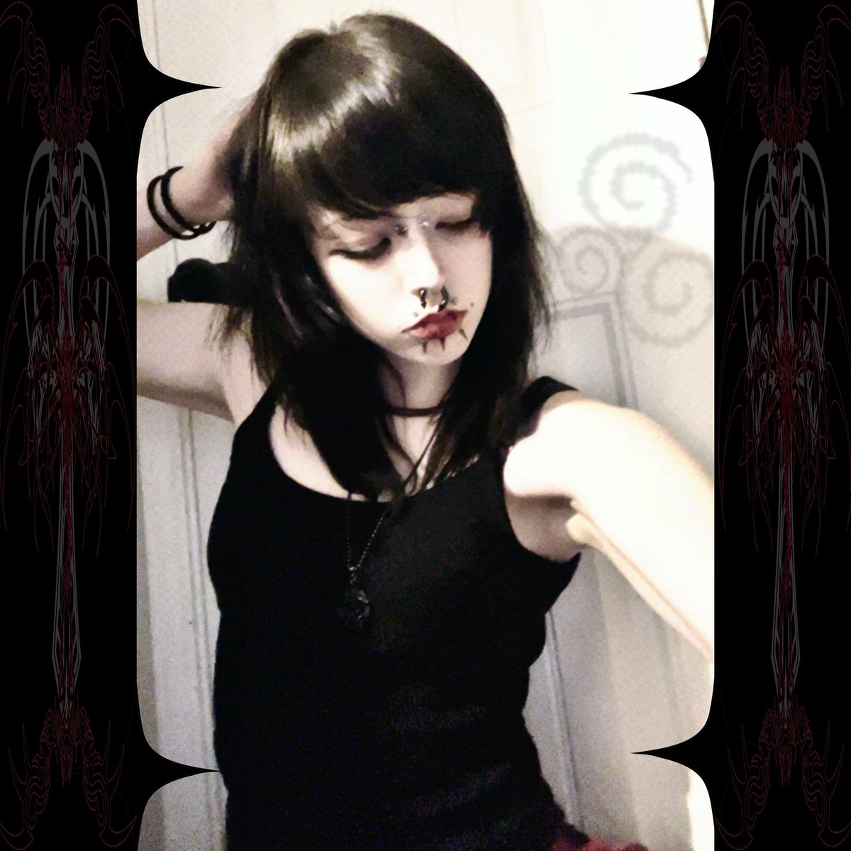 Lucid_Cemetery's tweet photo. Swag https://t.co/0DErjIJQXs