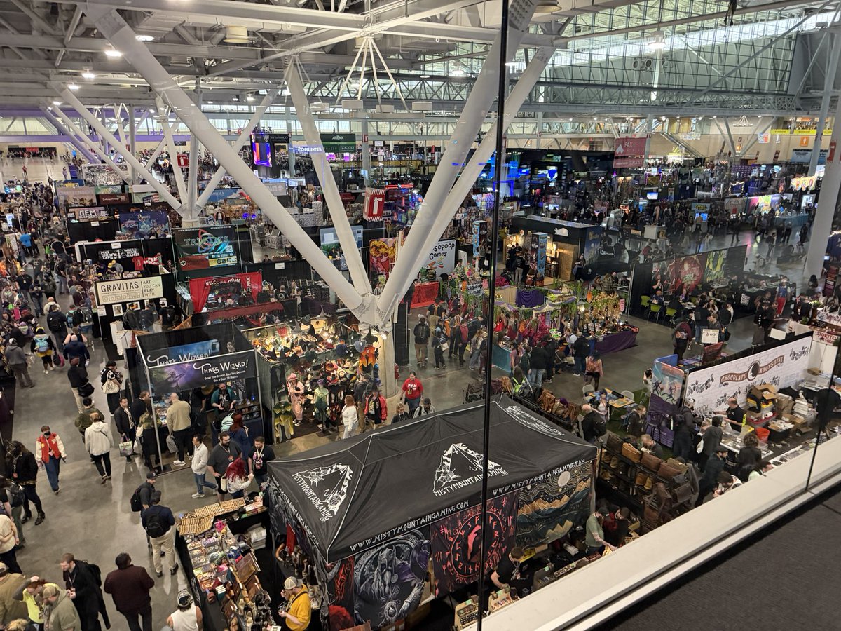 CloverVT🍣🖤➡️PAXEAST tweet media