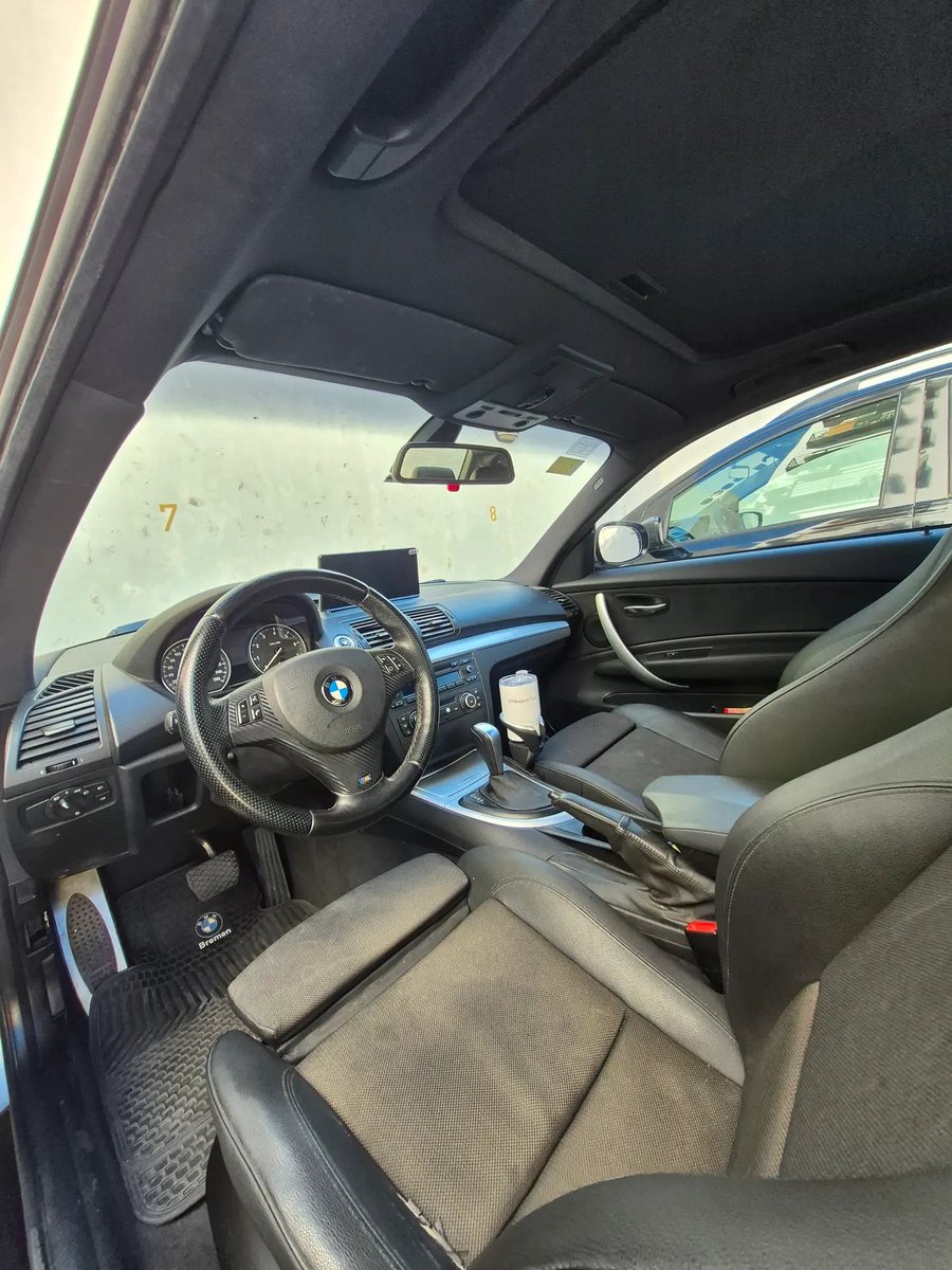 V6 Marketplace tweet media