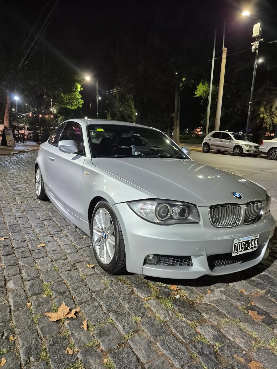 V6 Marketplace tweet media