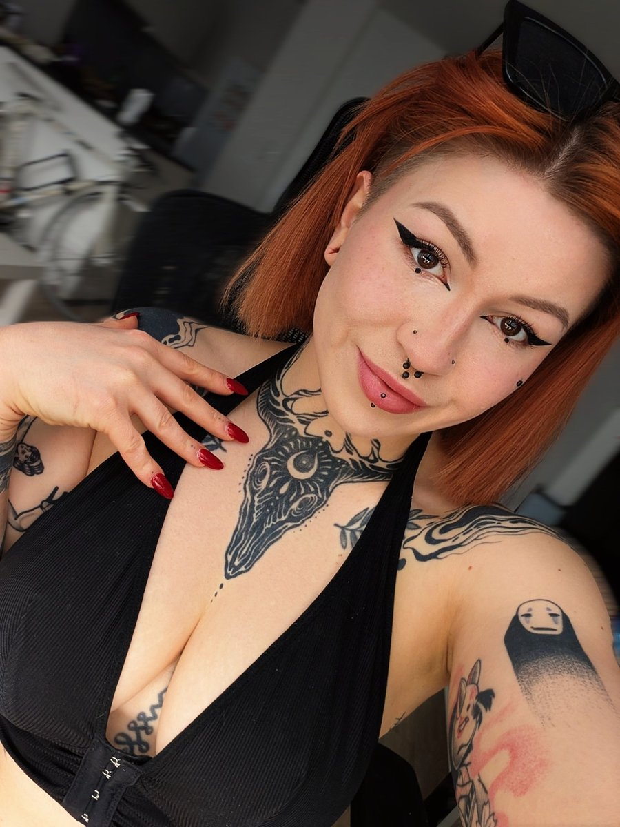 • Divine Eve • 🌽⭐ • tweet media