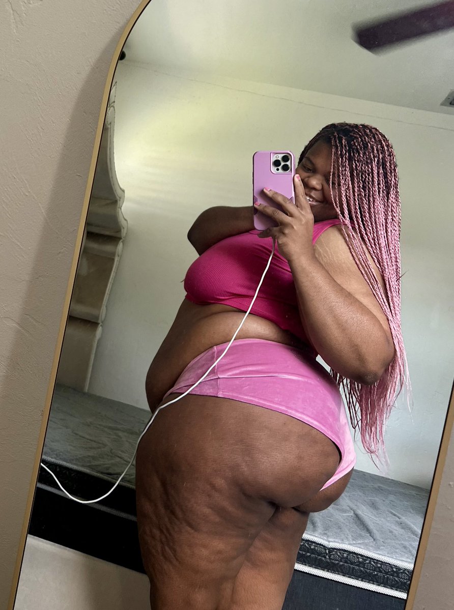 Penny Belly 💖 tweet media