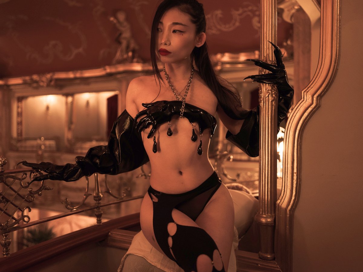 Mistress Umeshu/Paris tweet media