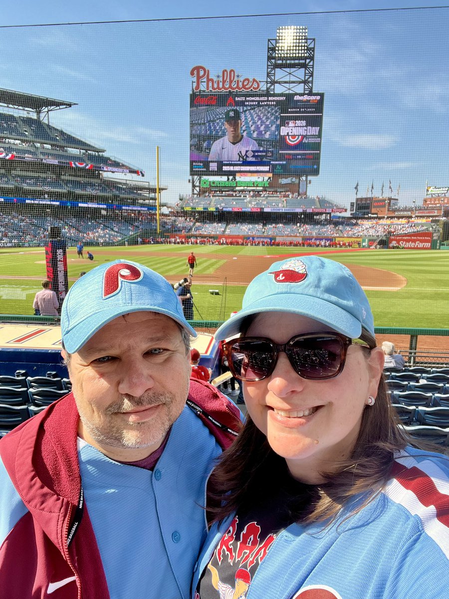 Lisa Luciano tweet media