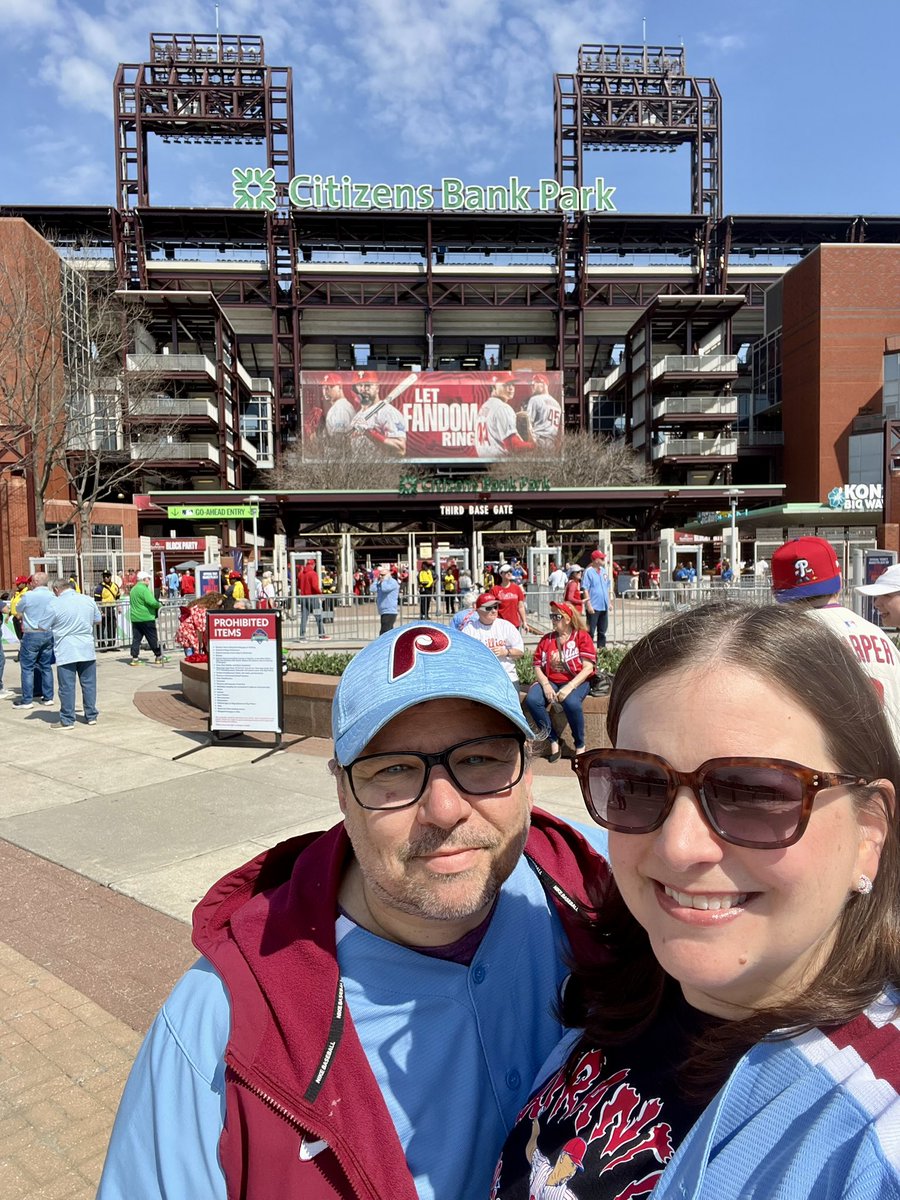 Lisa Luciano tweet media