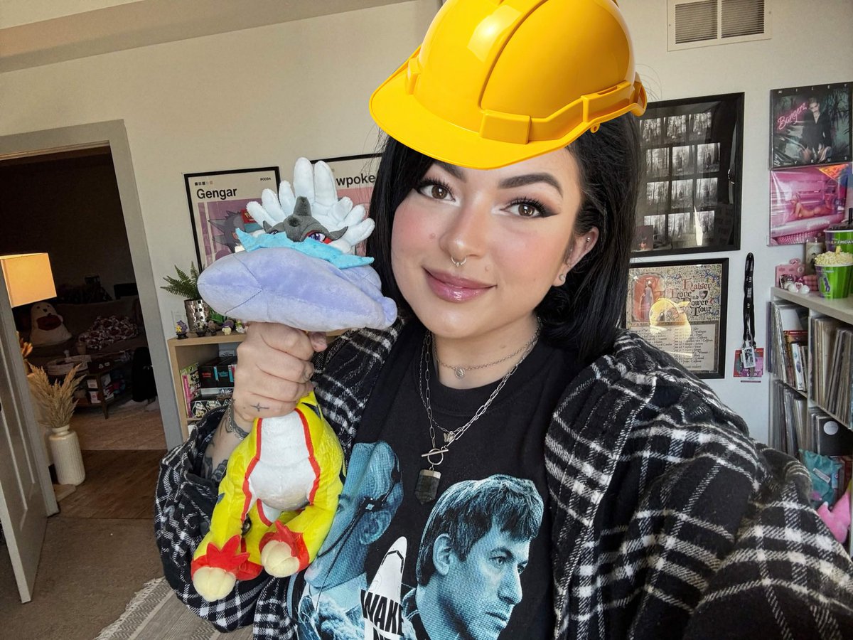 <a href="/sylveesimstcg/">REFINE | syd</a> is the newest member of REFINE to be awarded the Hardhat Award for her hard work, her dedication to the game, and her presence in the community. Congratulations, Syd!