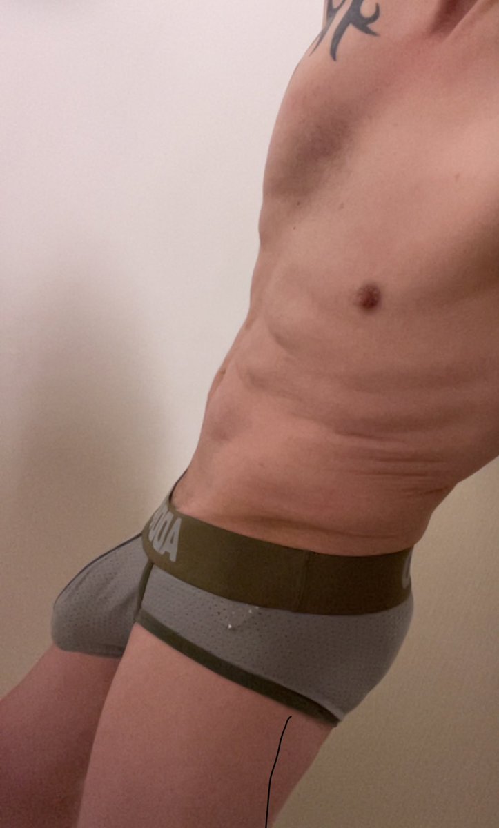 Sean (@lilgucci79) on Twitter photo 