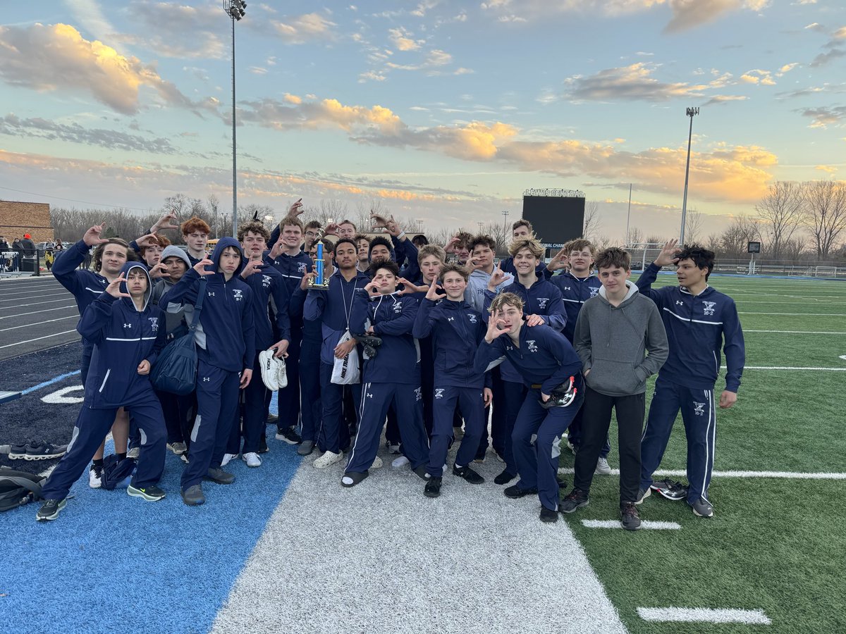 LC Boys Track tweet media