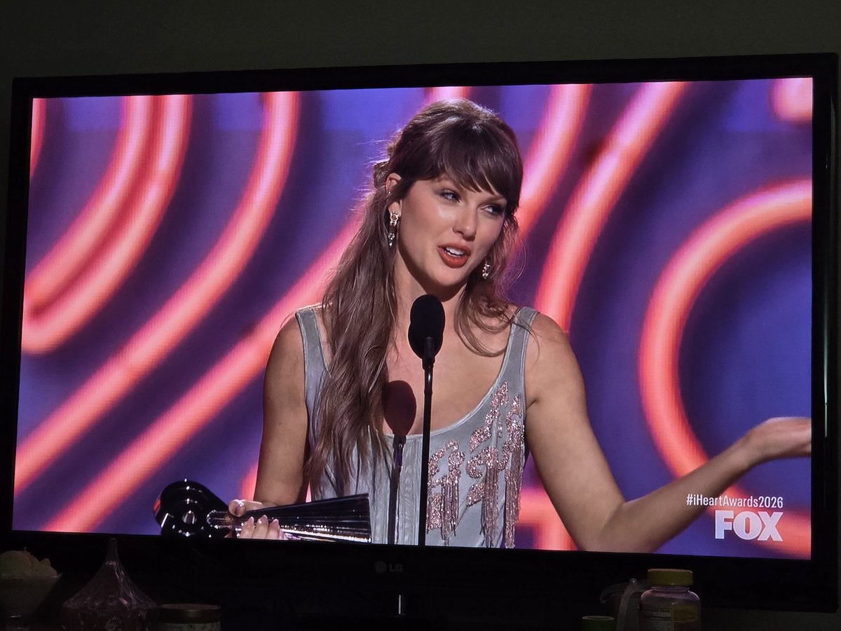 Meg ❤️‍🔥 tweet media