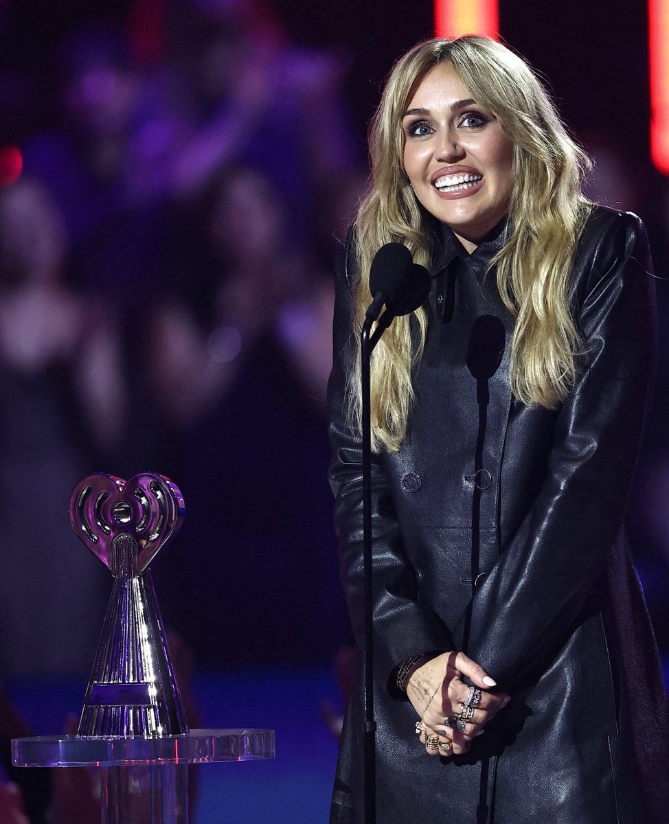 𝐀𝐢𝐥𝐞𝐦𝐚✨ tweet media