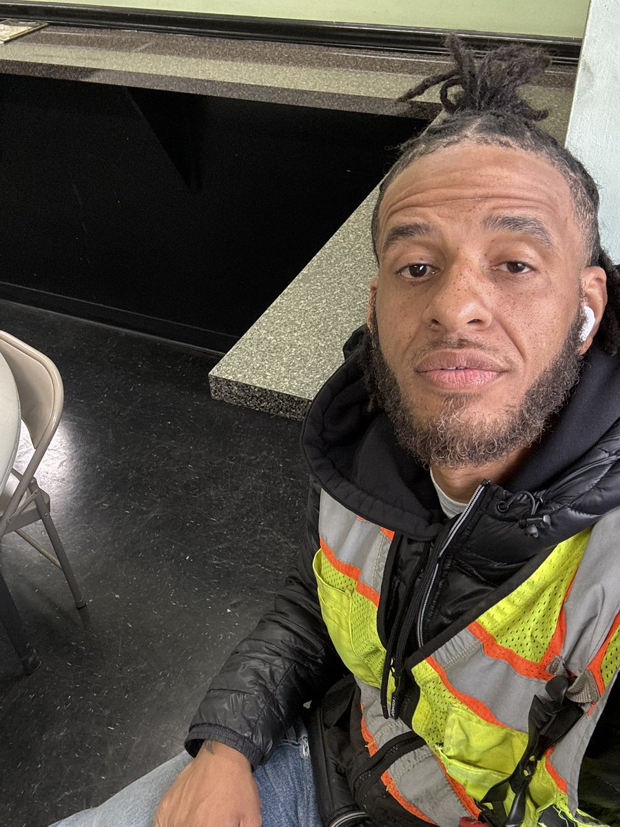 iaintfresh85 tweet media