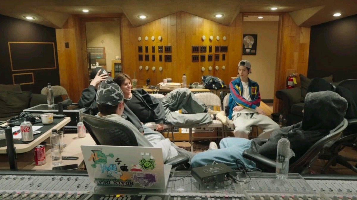 yenkeukeu tweet media