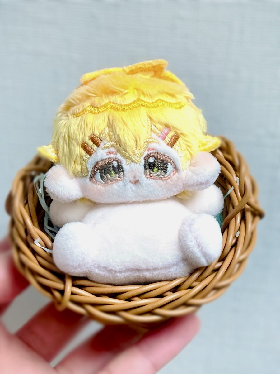 フォロワーさんの子お借りしてお座り作らせていただきました〜！！
めちゃ可愛く作れたので見て！！！！