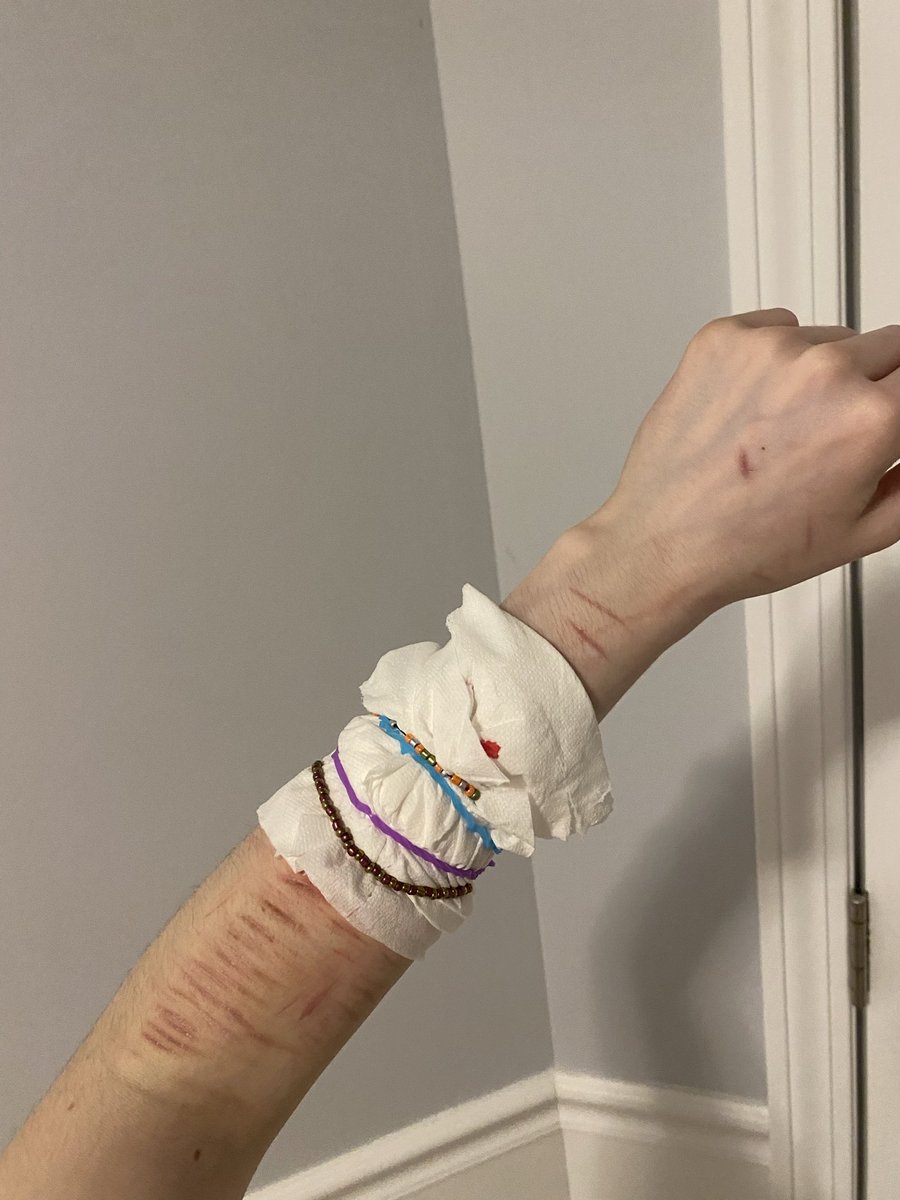 tonia 🫐 tweet media