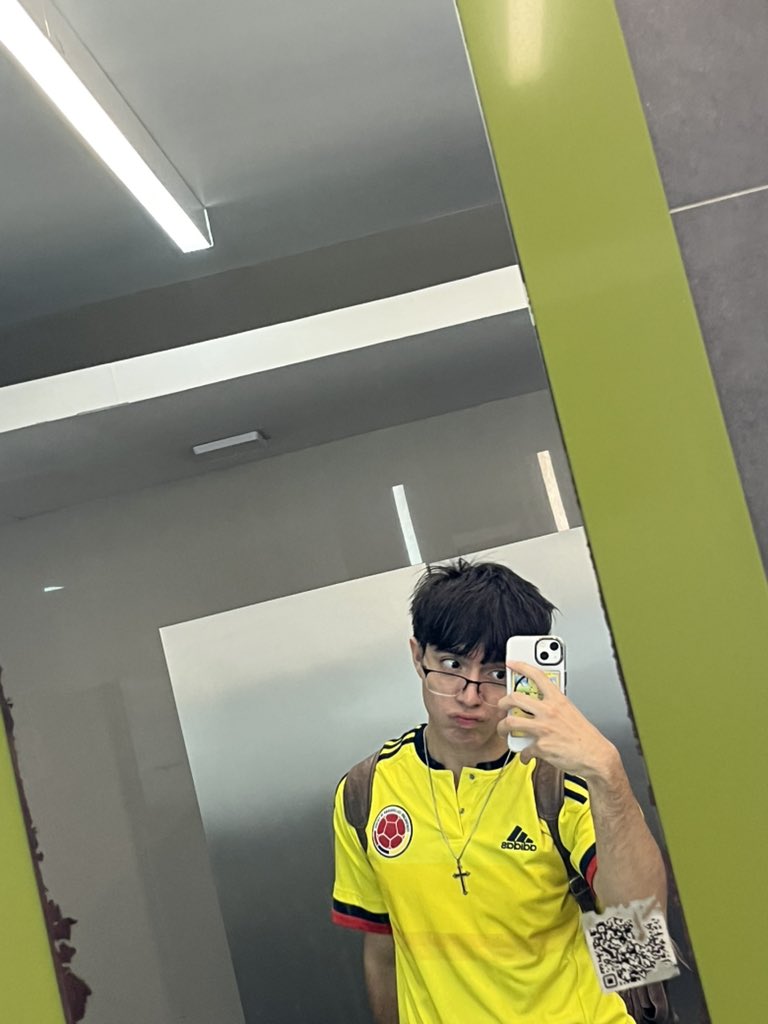 laysito T AMO MEGUMI tweet media