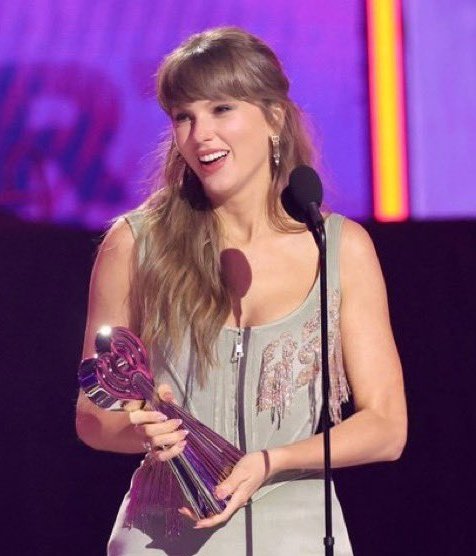 The Swift Society tweet media