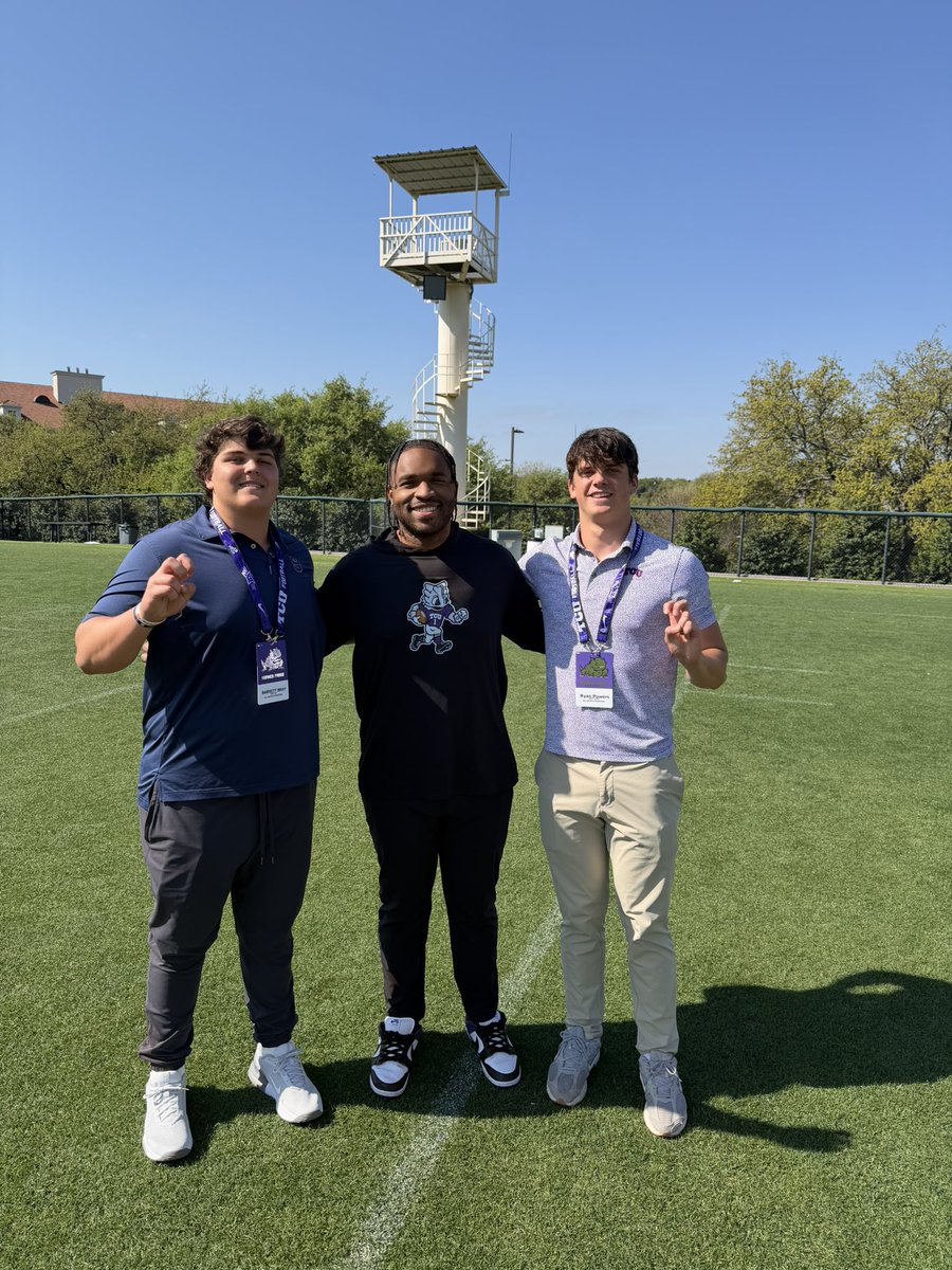 BarrettBray7979's tweet photo. Good day at TCU today. Thank you @BGChrisOwens and @CoachRickerOL for having me out. 

@CoachRickerOL @CoachDrayden @Coach_Swingle @BGChrisOwens @CoachSonnyDykes @CoachSammis @CoachBRobbins @Marchen44 @TFloss32 @SWiltfong_  @Jason_Howell @dctf @On3 @247Sports @Rivals @gabrieldbrooks  @StephConn5 @adamgorney @TheUCReport @samspiegs @MikeRoach247 @GPowersScout @CraigHaubert @TomLoy247 @swaggarly @BenjaminGolan @EJHollandOn3
