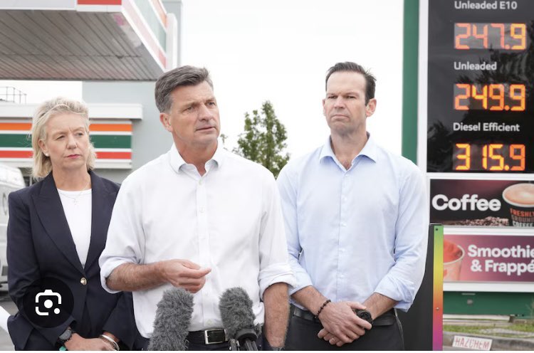 Satansson tweet media