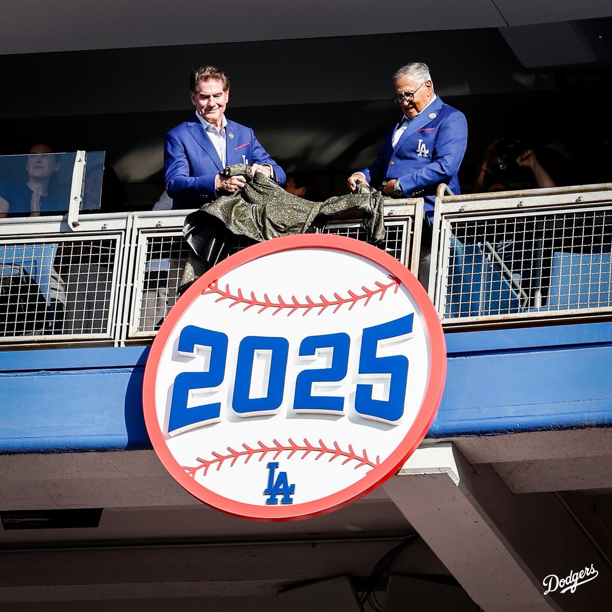 Los Angeles Dodgers tweet media