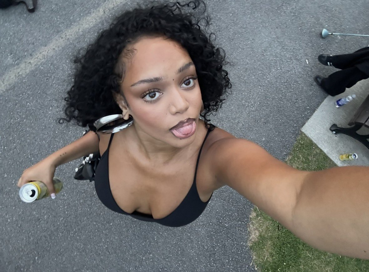 ☆ ੈ✩‧₊˚ tweet media