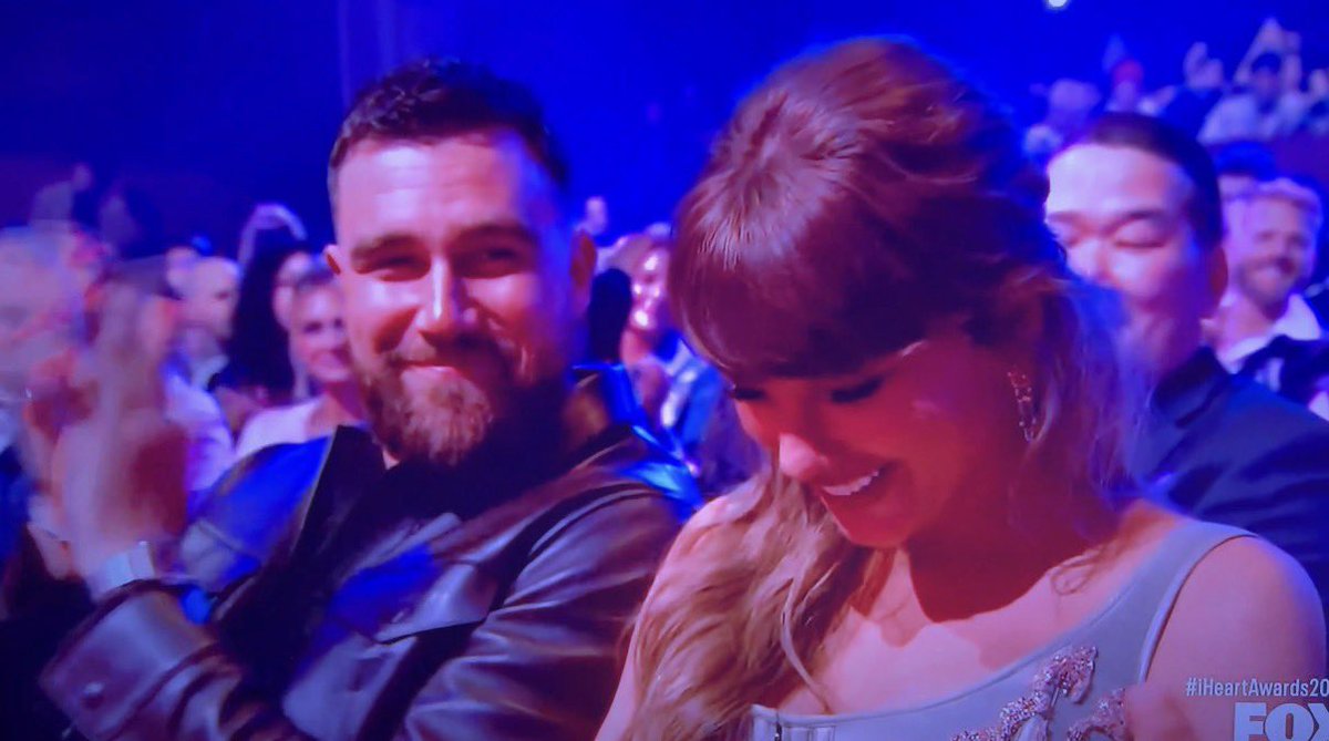 ☀️❤️🔥 tweet media