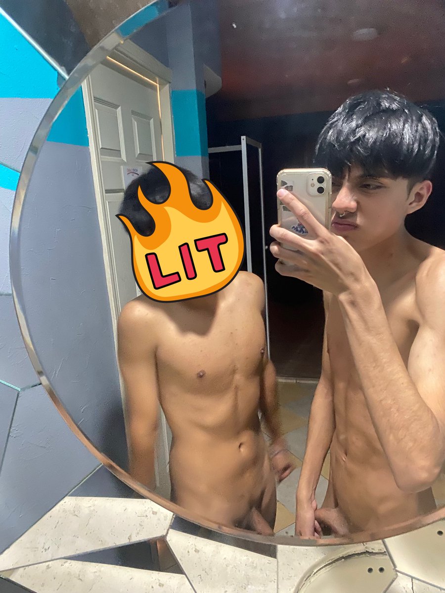 tokitoxx tweet media